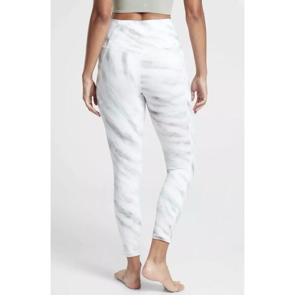 ATHLETA Salutation Stash Pocket II 7/8 Crop SP High Waist‎ Legging White Tie Dye - Picture 12 of 12